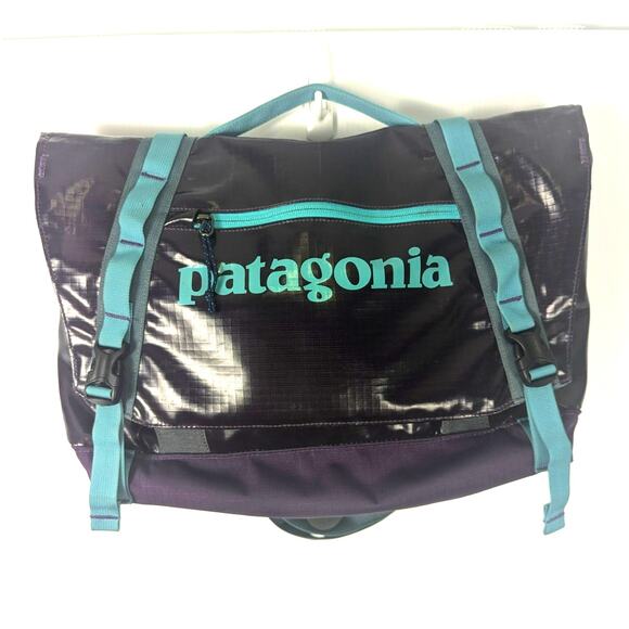 Patagonia Black Hole Mini Messenger Bag 12L Purple Teal Rare Discontinued Style - Picture 1 of 15